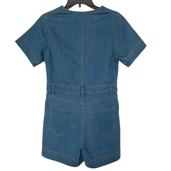 NWOT Lost Muse Womens Size Eight Denim Romper - Picture 2 of 7